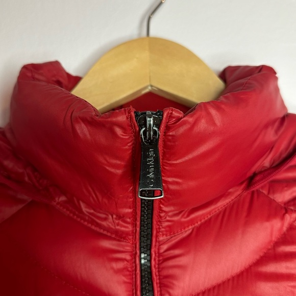 Calvin Klein Duck Down Lightweight Quilted Red Jacket Packable - Picture 5 of 8